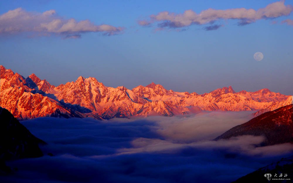 岷山最高峰——雪宝顶