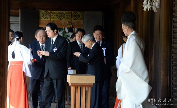约90名日本国会议员参拜靖国神社