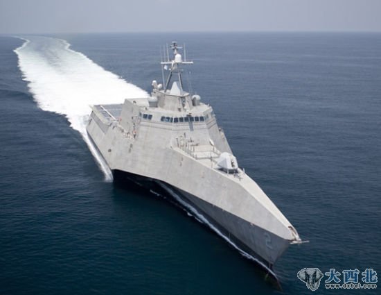 资料图：美国海军独立号濒海战斗舰在进行海试。