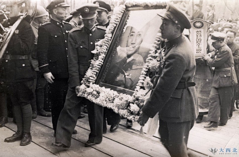 1946年国民党情报系统最高负责人戴笠的葬礼