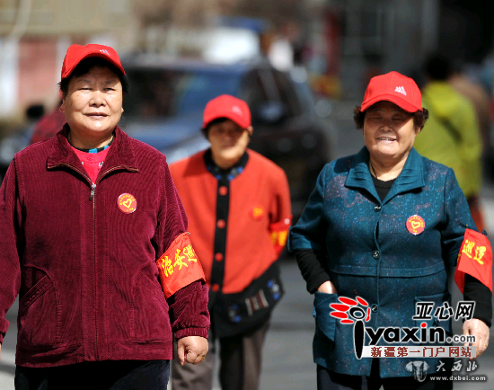 乌鲁木齐市锦华苑小区有支老太太巡逻队