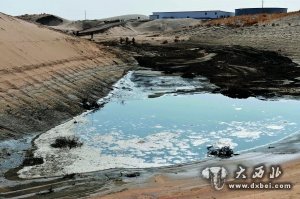 武威荣华公司腾格里沙漠排污8万吨